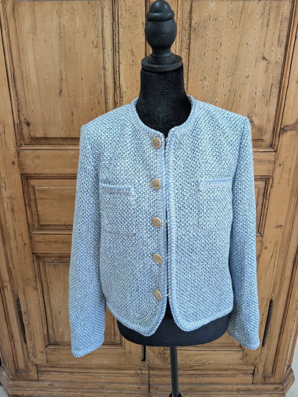 Beautiful Goelia Women's Light Blue Jacket